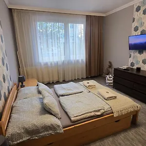 dora-apartman-best-location-free-parking.hotels-hajduszoboszlo-hungary.com/